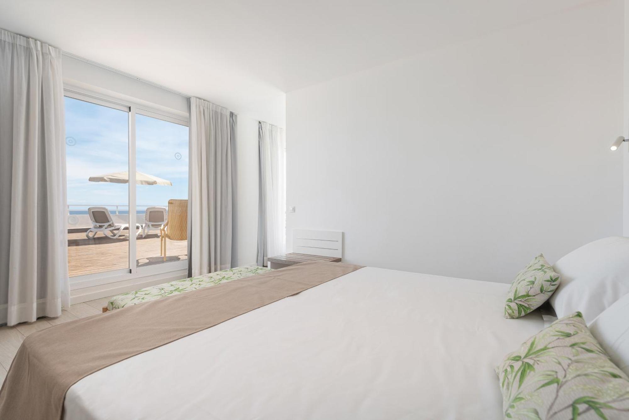 Hotel Atolon & Kaafu Beach Club Cala Bona  Bilik gambar
